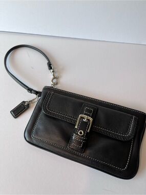 Vintage Coach Black Leather Wristlet Wallet Y2K